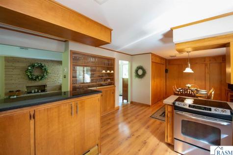 1214 W River Drive Mankato MN 56001