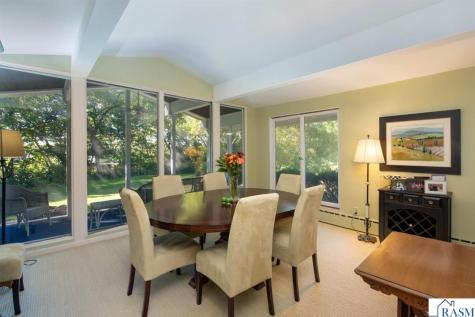 1214 W River Drive Mankato MN 56001