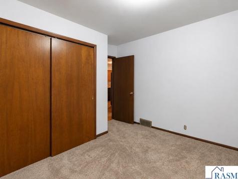 127 E Higbie Avenue Minnesota Lake MN 56068