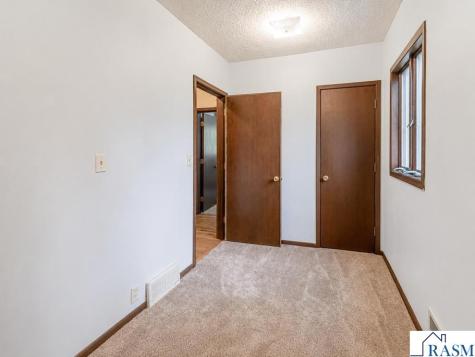 127 E Higbie Avenue Minnesota Lake MN 56068