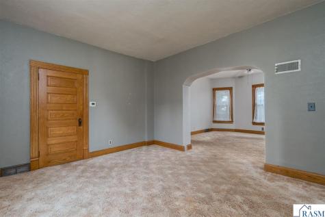 408 Main Street Le Sueur MN 56058