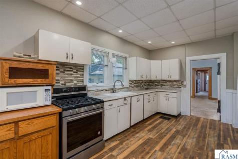 408 Main Street Le Sueur MN 56058
