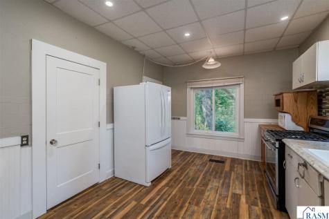 408 Main Street Le Sueur MN 56058