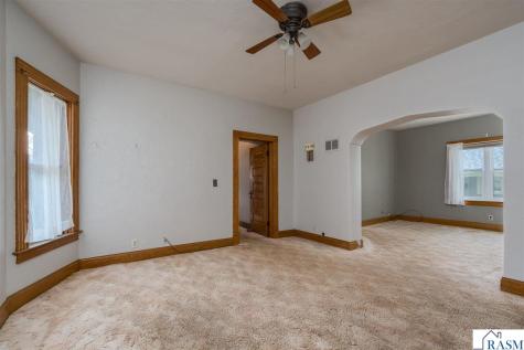 408 Main Street Le Sueur MN 56058