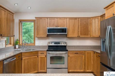 120 Sunburst Circle Mankato MN 56001-4792