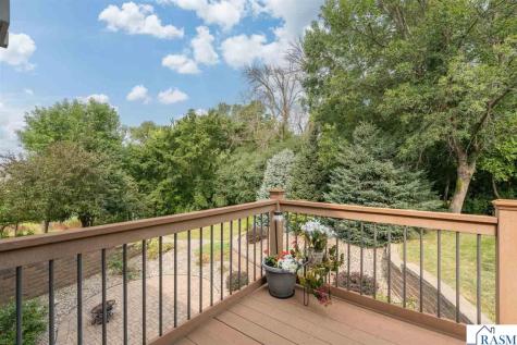 120 Sunburst Circle Mankato MN 56001-4792
