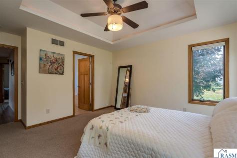 120 Sunburst Circle Mankato MN 56001-4792