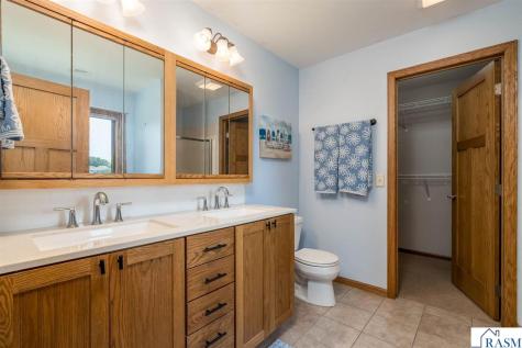 120 Sunburst Circle Mankato MN 56001-4792