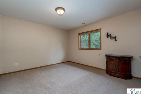 120 Sunburst Circle Mankato MN 56001-4792
