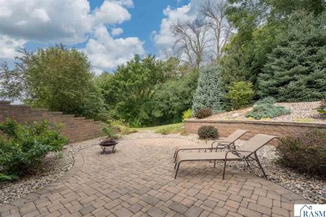 120 Sunburst Circle Mankato MN 56001-4792