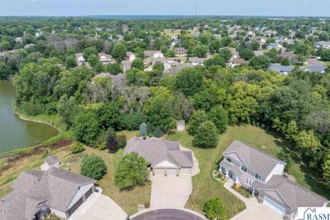 120 Sunburst Circle Mankato MN 56001-4792