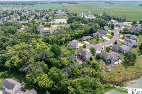 120 Sunburst Circle Mankato MN 56001-4792