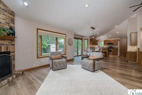 120 Sunburst Circle Mankato MN 56001-4792