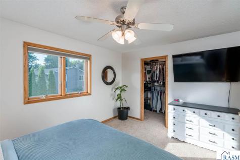 200 Mapleridge Drive Mankato MN 56001
