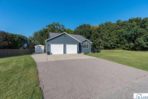 200 Mapleridge Drive Mankato MN 56001