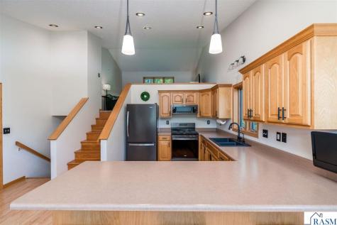 200 Mapleridge Drive Mankato MN 56001