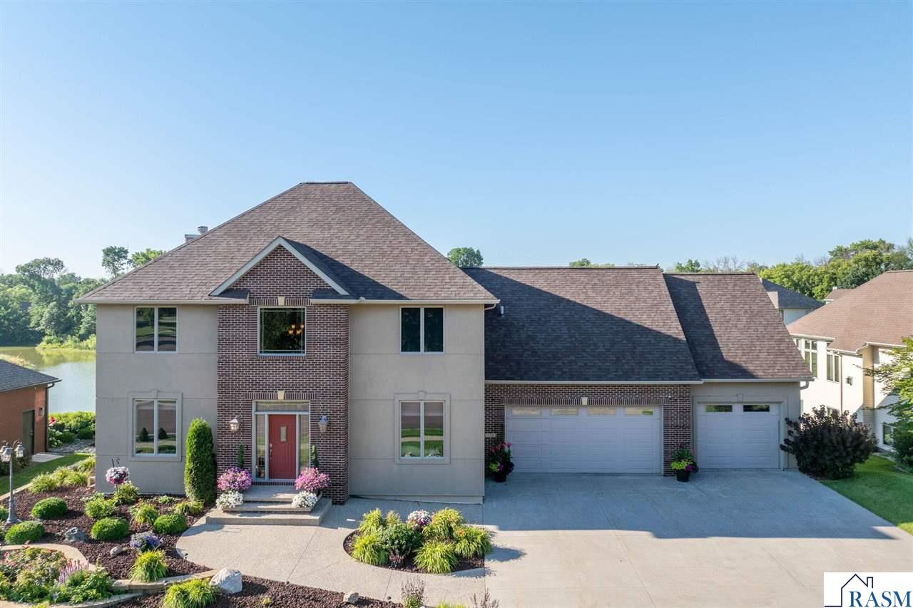 116 Rosewood Drive Mankato MN 56001