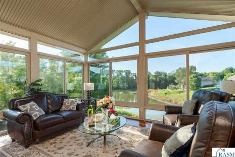 116 Rosewood Drive Mankato MN 56001