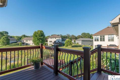 116 Rosewood Drive Mankato MN 56001