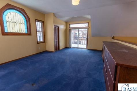 227 W 5th Mankato MN 56001