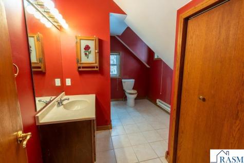 227 W 5th Mankato MN 56001