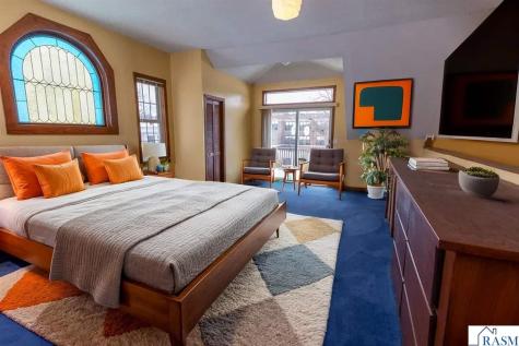 227 W 5th Mankato MN 56001