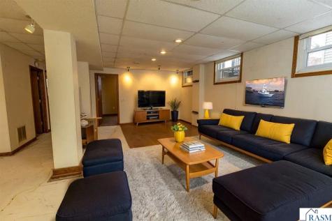 227 W 5th Mankato MN 56001