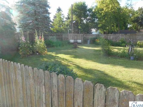 508 E Silver Street Mapleton MN 56065