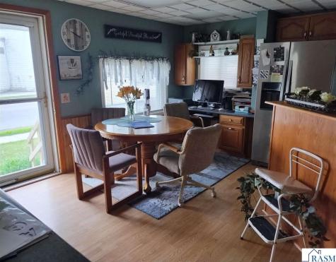508 E Silver Street Mapleton MN 56065