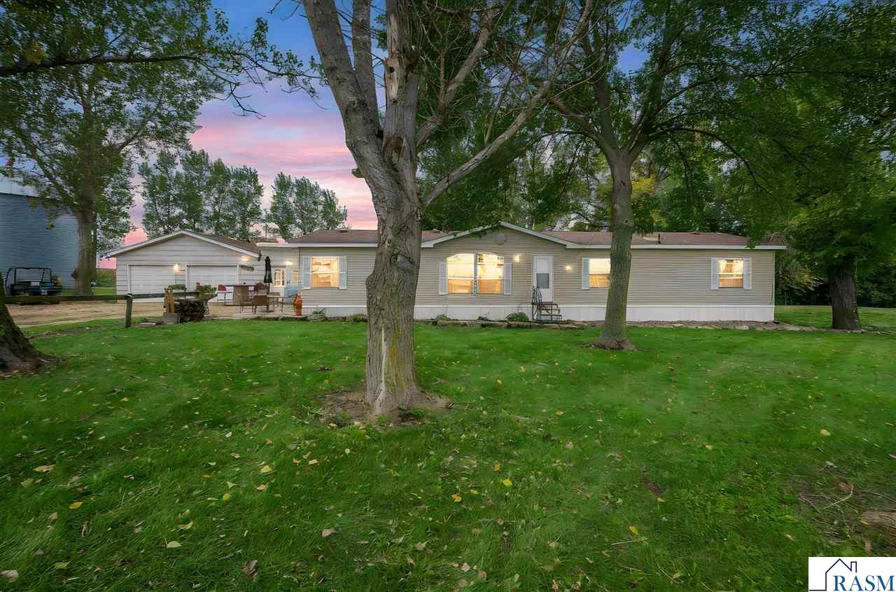 13462 620th Avenue Mapleton MN 56065