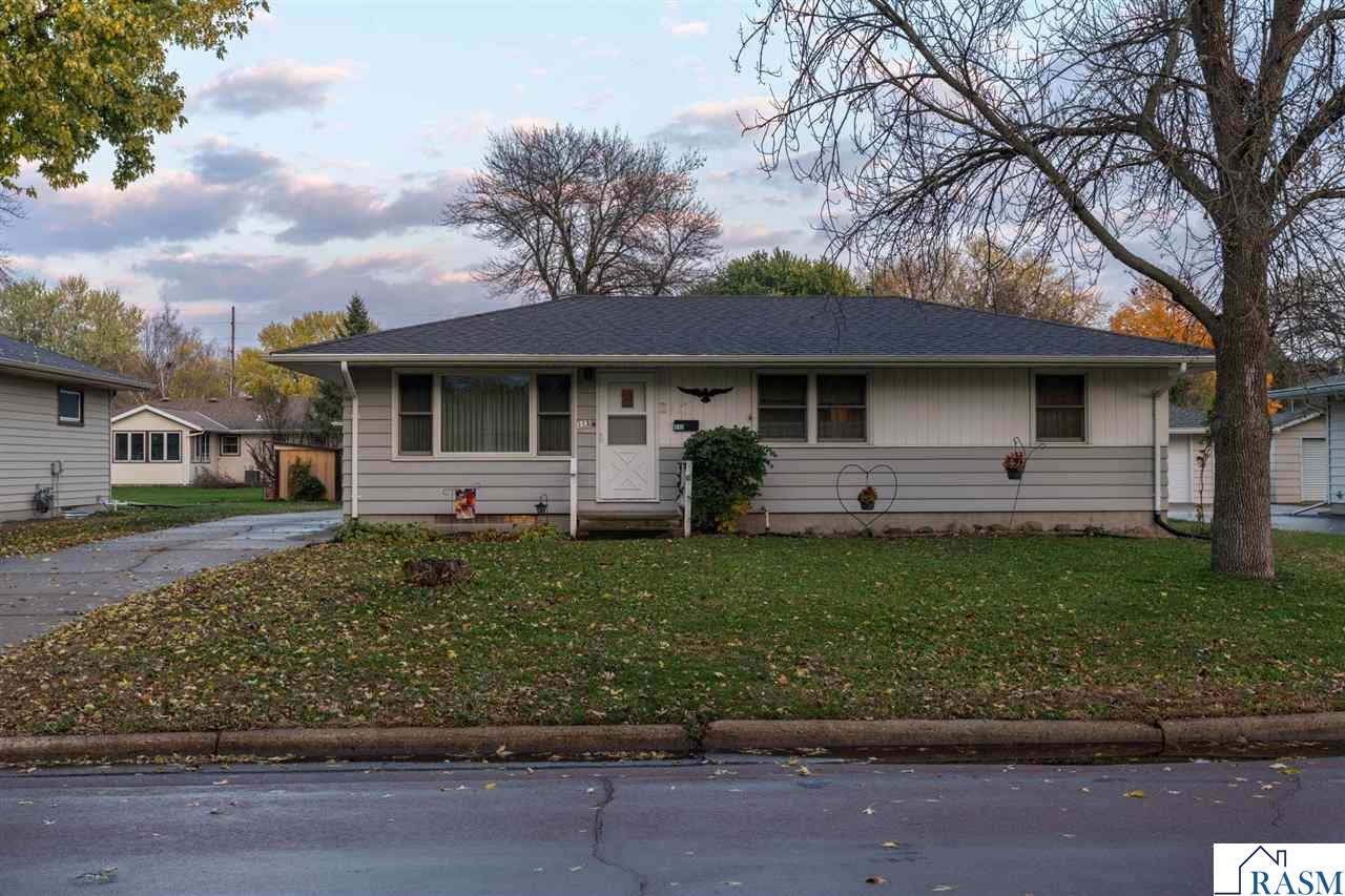 113 N Plainview Avenue Mankato MN 56001