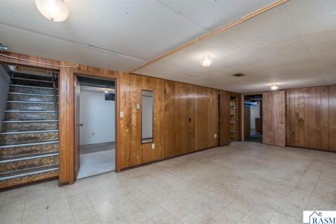 113 N Plainview Avenue Mankato MN 56001