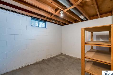 113 N Plainview Avenue Mankato MN 56001