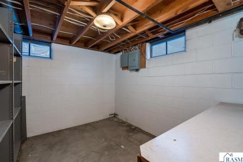 113 N Plainview Avenue Mankato MN 56001