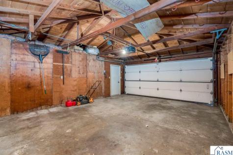 113 N Plainview Avenue Mankato MN 56001