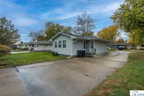 113 N Plainview Avenue Mankato MN 56001