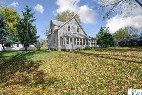 200 NE Park Avenue Elysian MN 56028