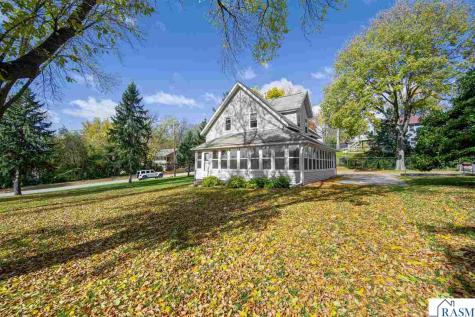 200 NE Park Avenue Elysian MN 56028
