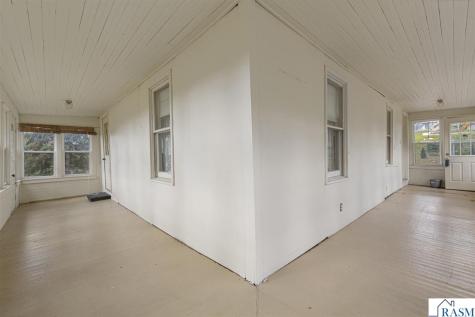 200 NE Park Avenue Elysian MN 56028