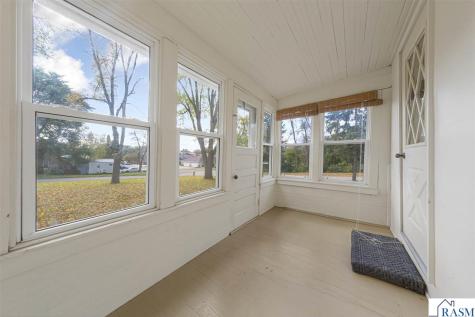 200 NE Park Avenue Elysian MN 56028