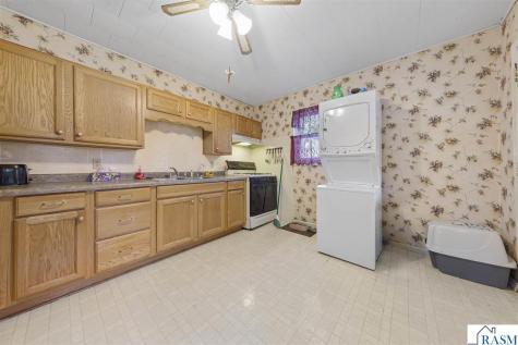 200 NE Park Avenue Elysian MN 56028