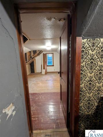 403 S Park Street Fairfax MN 55332