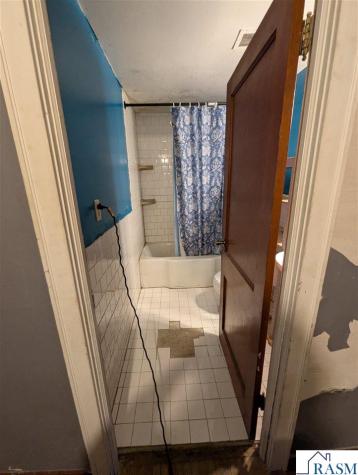 403 S Park Street Fairfax MN 55332