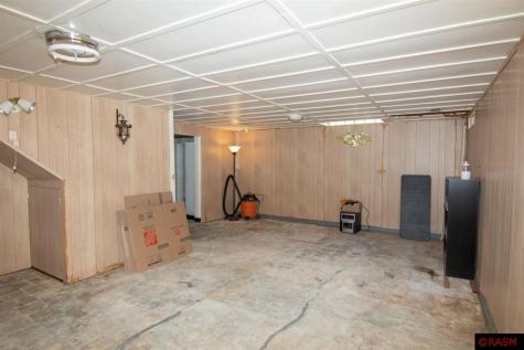 406 E Lafayette Street Mankato MN 56001
