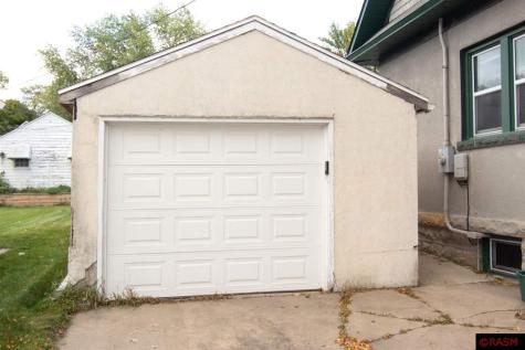 406 E Lafayette Street Mankato MN 56001