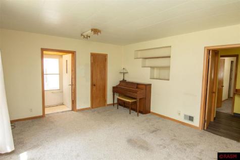 406 E Lafayette Street Mankato MN 56001