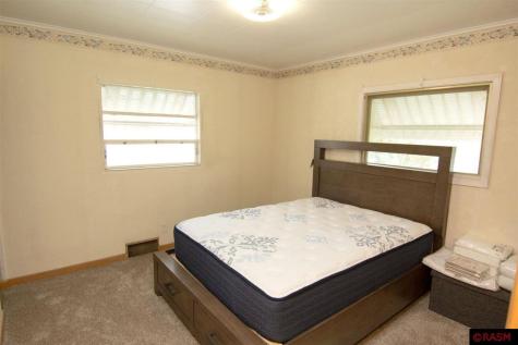 406 E Lafayette Street Mankato MN 56001