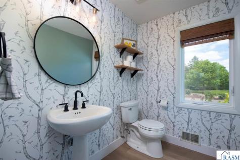 36056 311th Avenue Le Sueur MN 56058