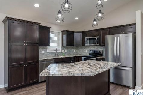 235 Foxfire Drive Mankato MN 56001