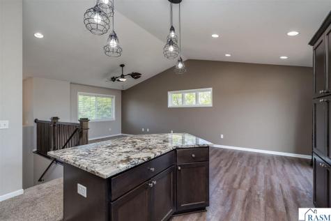 235 Foxfire Drive Mankato MN 56001